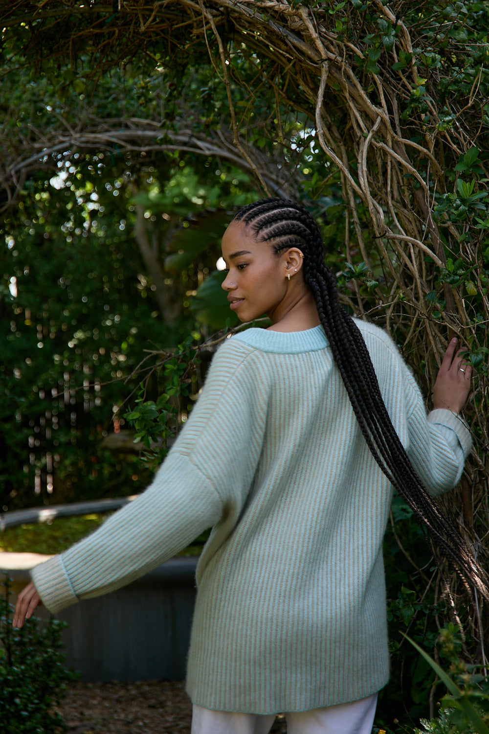 Cashmere V-Neck Sweater Sporty mint / cream