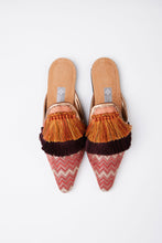 Load image into Gallery viewer, Slippers de luxe handmade Kali Gr. 37
