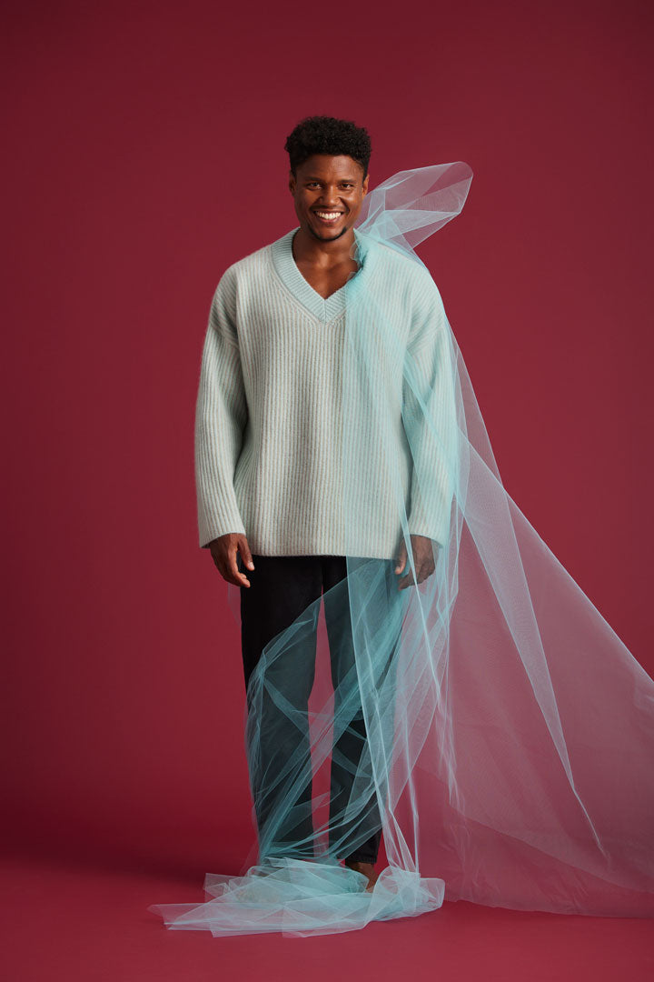 Cashmere V-Neck Sweater unisex Sporty mint / cream
