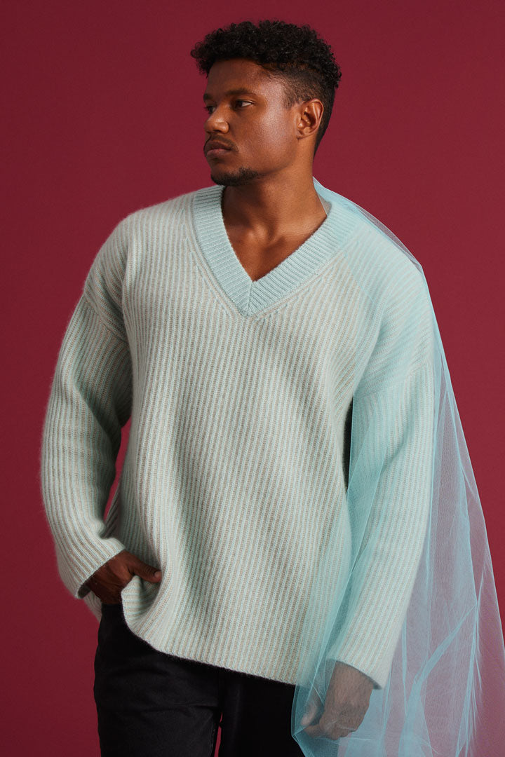 Cashmere V-Neck Sweater unisex Sporty mint / cream
