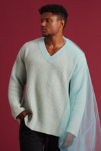 Load image into Gallery viewer, Cashmere V-Neck Sweater unisex Sporty aqua / cream
