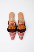 Load image into Gallery viewer, Slippers de luxe handmade Anele Gr. 41
