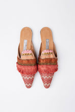 Load image into Gallery viewer, Slippers de luxe handmade Efia Gr. 42
