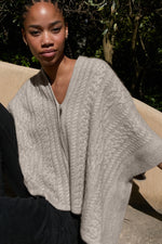 Cape TINA aus 100 % VvE Blue Yak